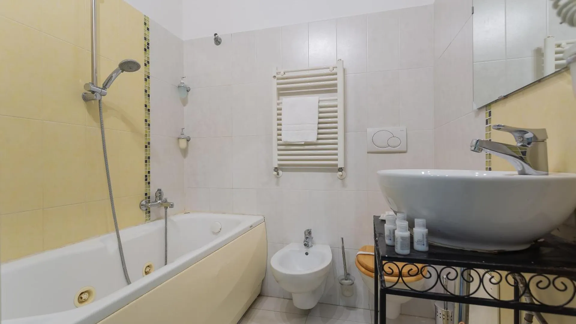 Le Antiche Mura By Apulia Accommodation Bari